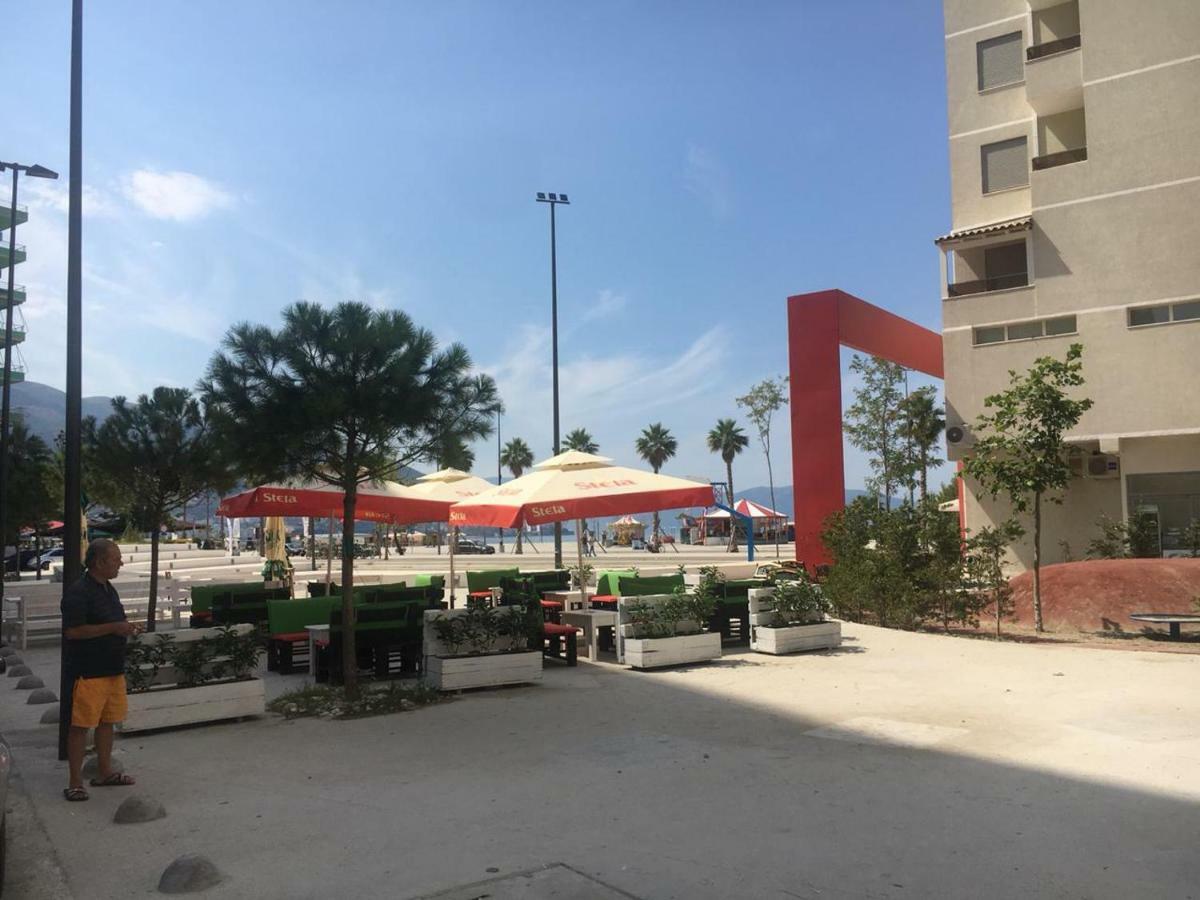 Mimi'S Beach Apartment Vlorë 外观 照片